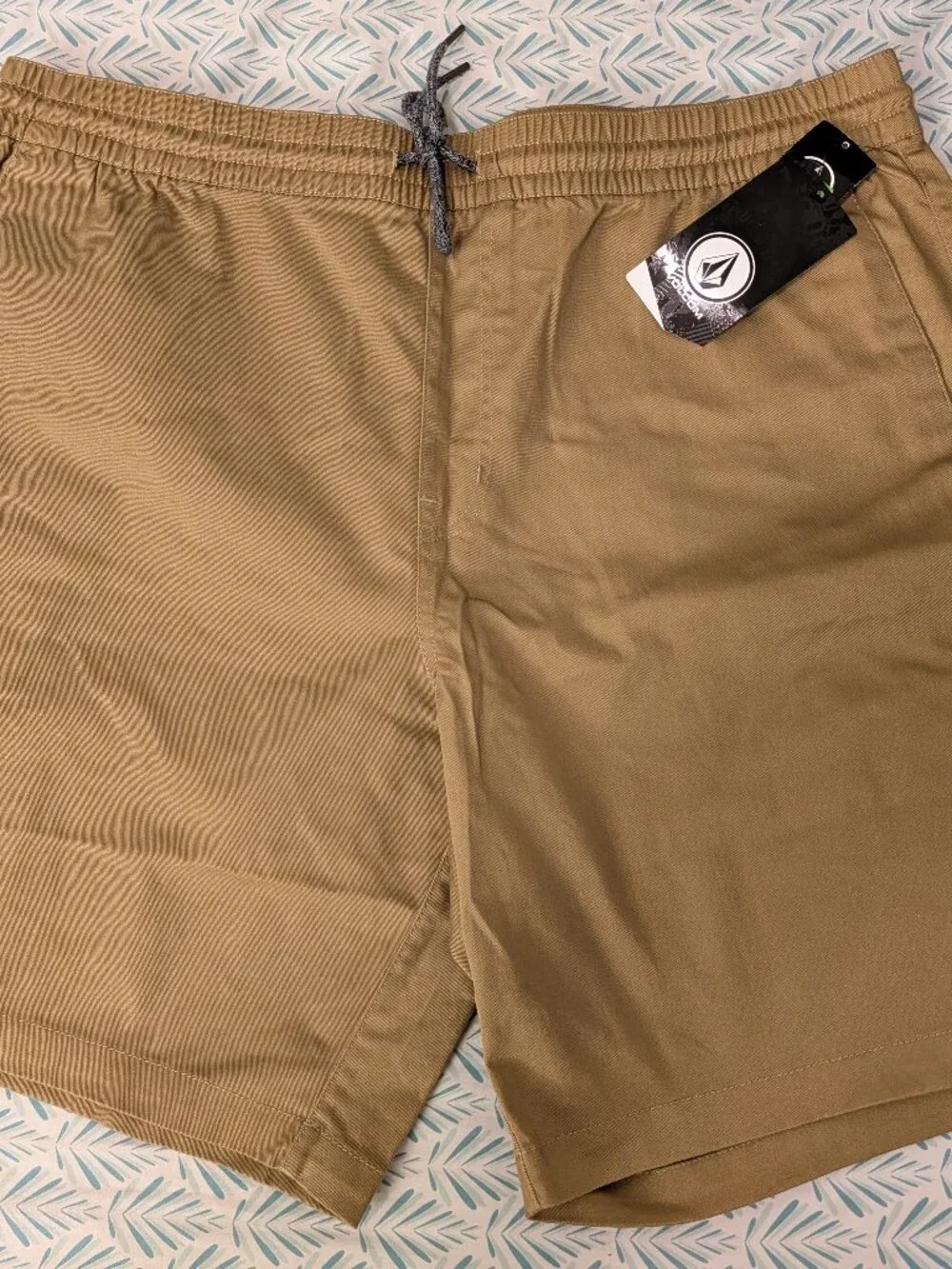 VOLCOM MEN'S FRICKIN ELASTIC WAIST SHORTS XXL 2XL Dark Khaki